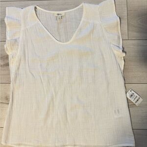 STYLUS Cream Ruffle Sleeve Blouse